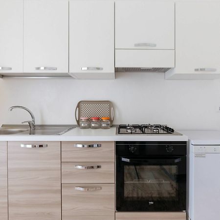 Sant'Elia Prestige Apartment With Balcony パレルモ エクステリア 写真